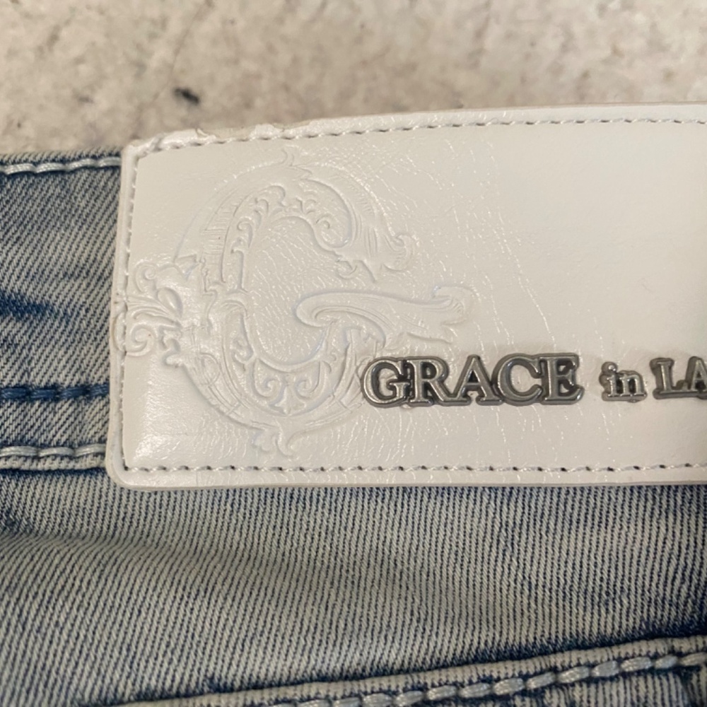 GRACE IN LA 26 - Picture 5 of 10